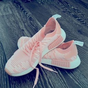 Adidas boost tennis shoes!